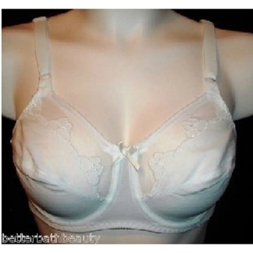 Bali 180 0180 Flower Underwire Bra 40C White NEW WITH TAGS