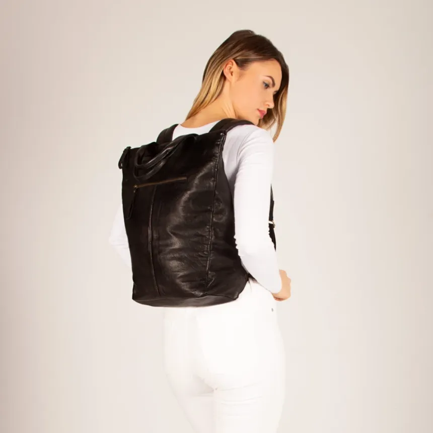 COBB & CO Belmont Sleek Leather Backpack