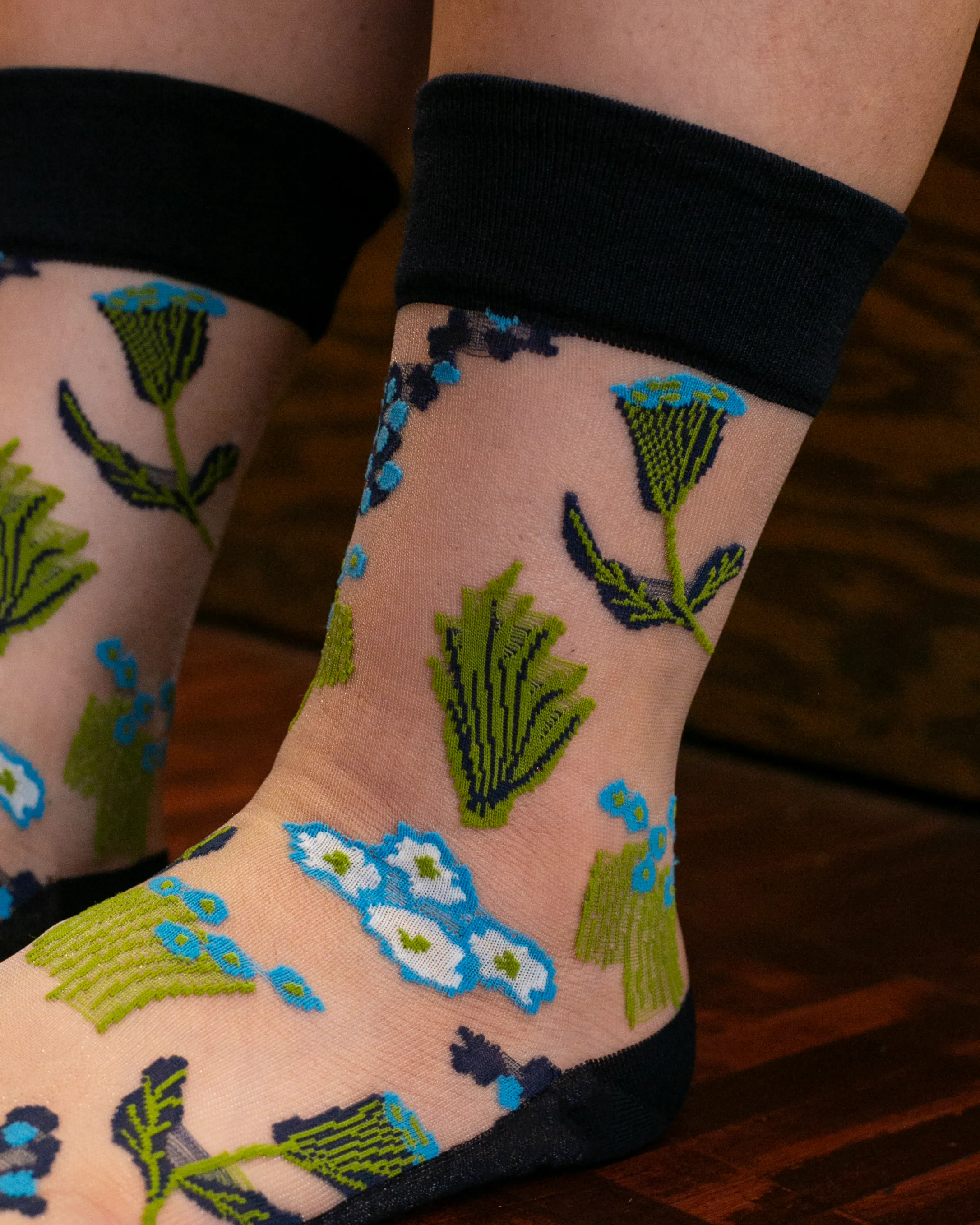 Debby Co., Crew Socks, Andé Collection, Mesh Indigo with Blue Flowers