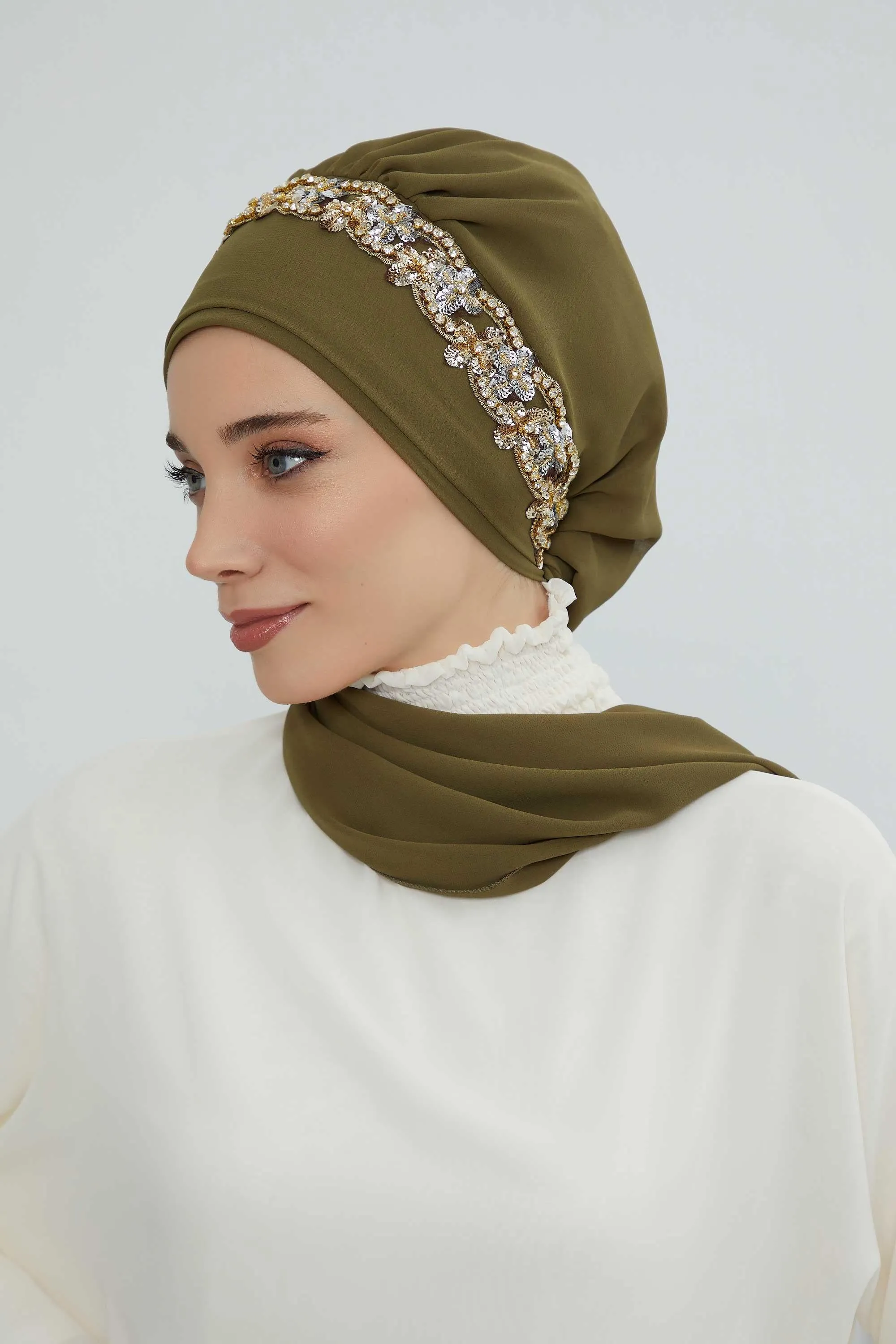 Glamorous Chiffon Instant Turban with Gold & Silver Embellishments, Wedding Instant Turban with Sparkling Headband for Special Events,HT-101