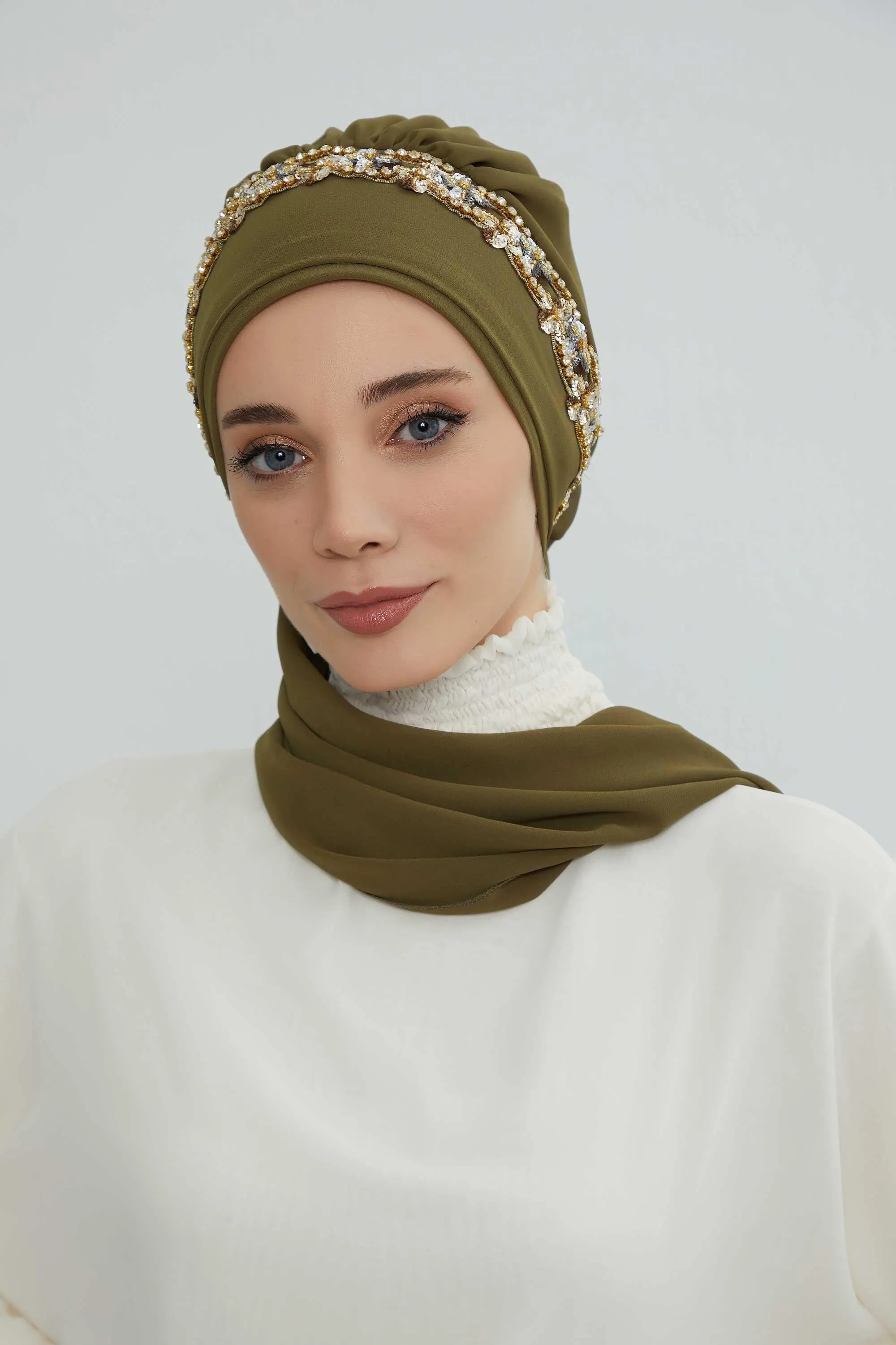 Glamorous Chiffon Instant Turban with Gold & Silver Embellishments, Wedding Instant Turban with Sparkling Headband for Special Events,HT-101