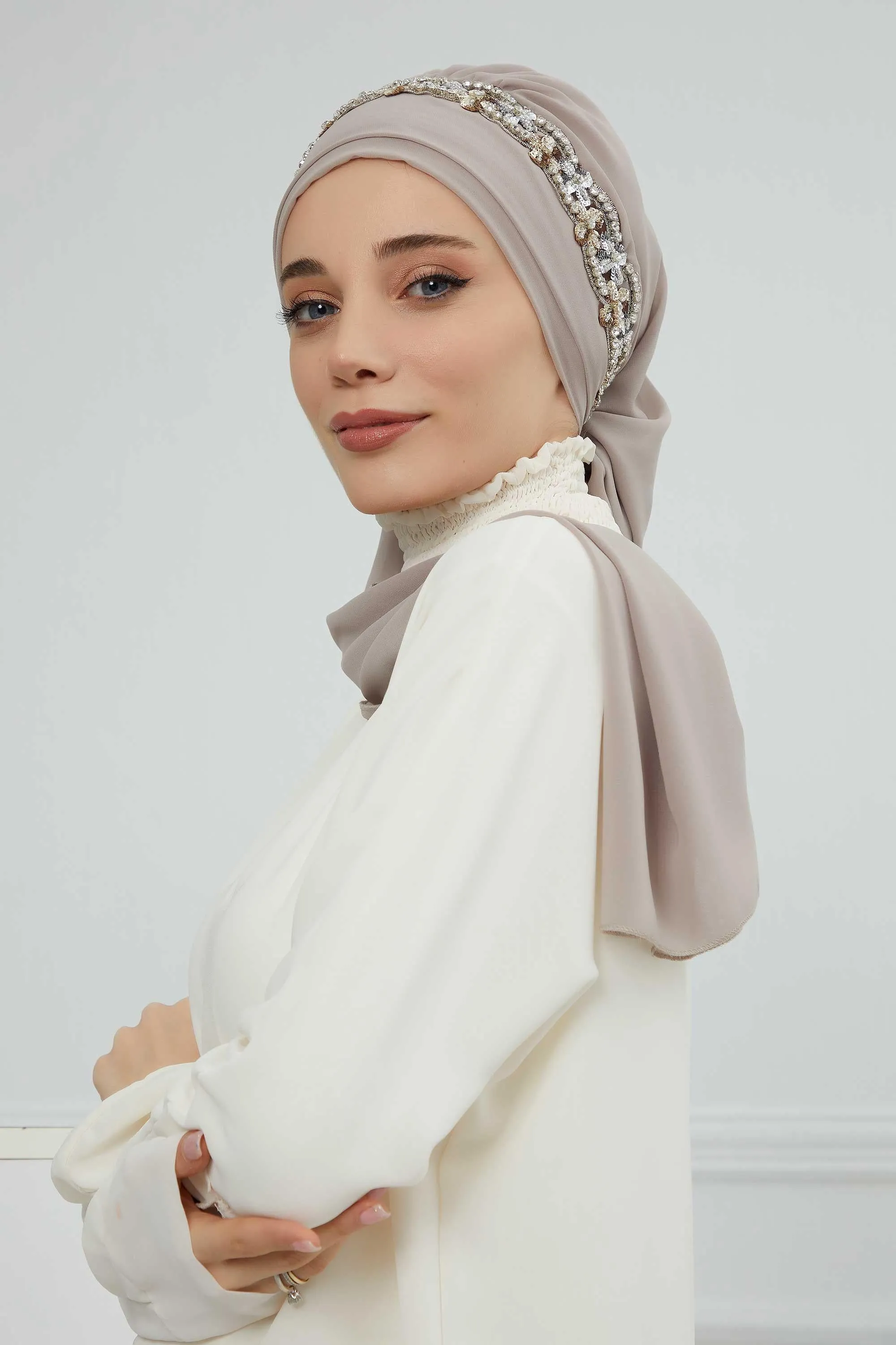 Glamorous Chiffon Instant Turban with Gold & Silver Embellishments, Wedding Instant Turban with Sparkling Headband for Special Events,HT-101