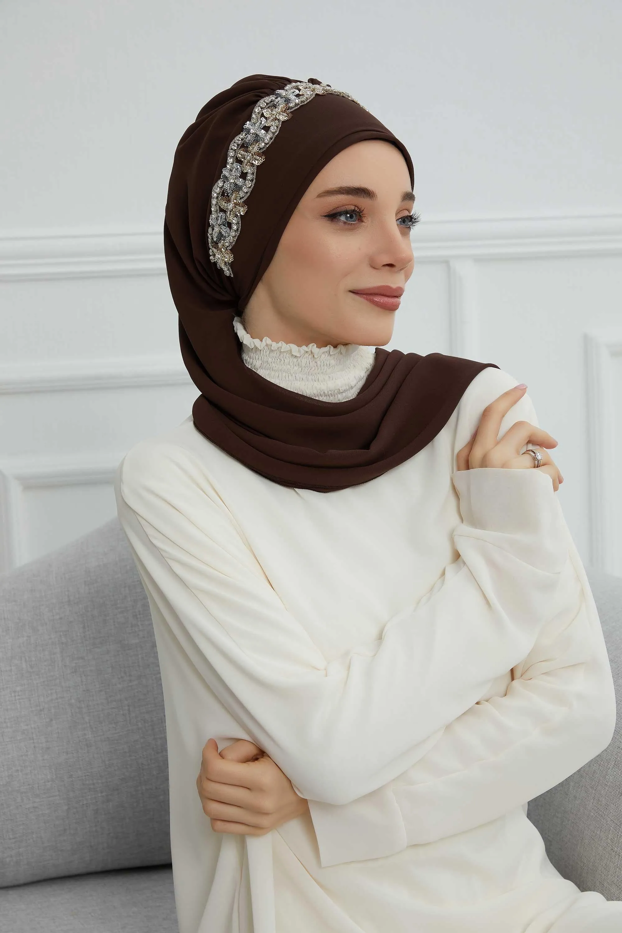 Glamorous Chiffon Instant Turban with Gold & Silver Embellishments, Wedding Instant Turban with Sparkling Headband for Special Events,HT-101