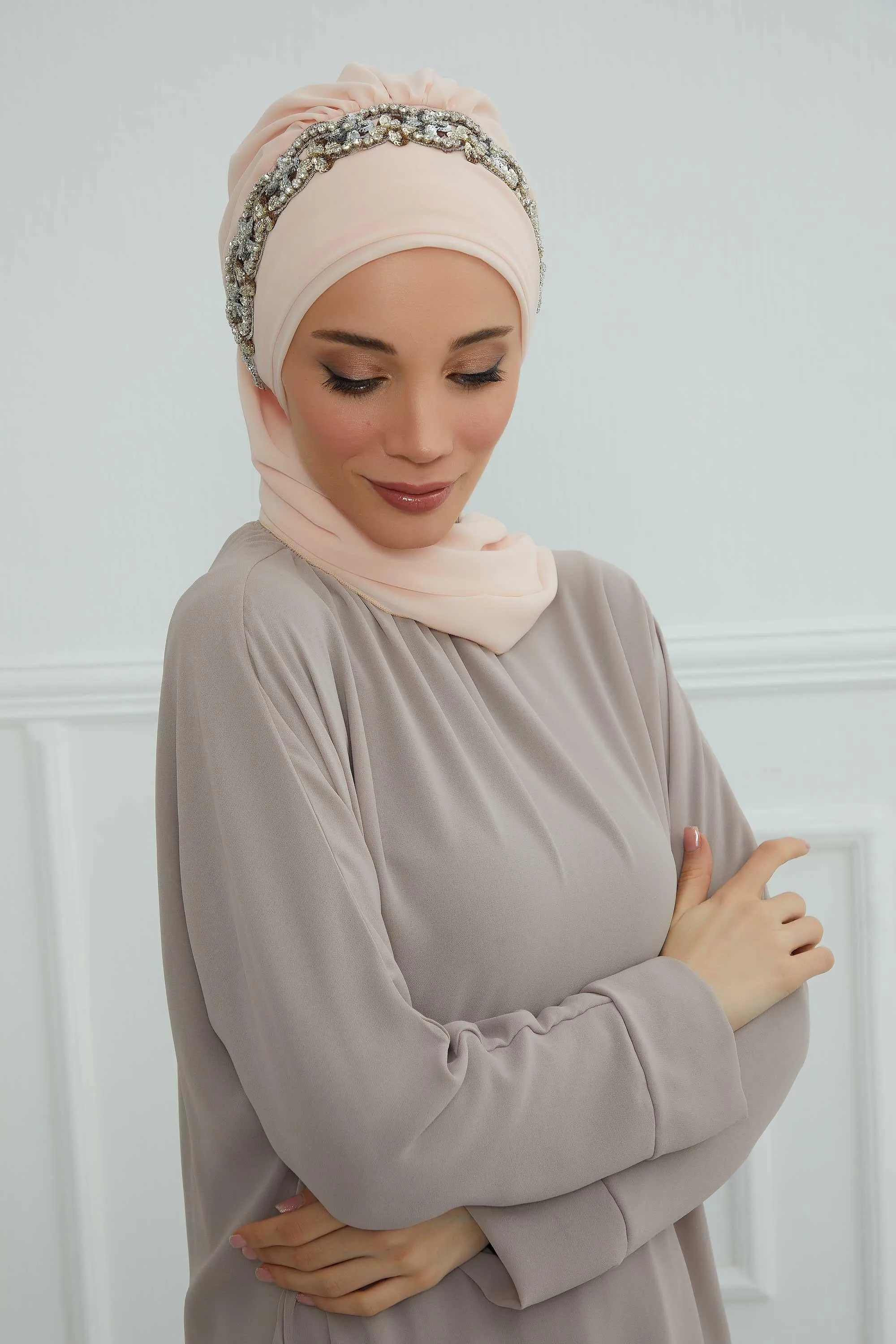 Glamorous Chiffon Instant Turban with Gold & Silver Embellishments, Wedding Instant Turban with Sparkling Headband for Special Events,HT-101