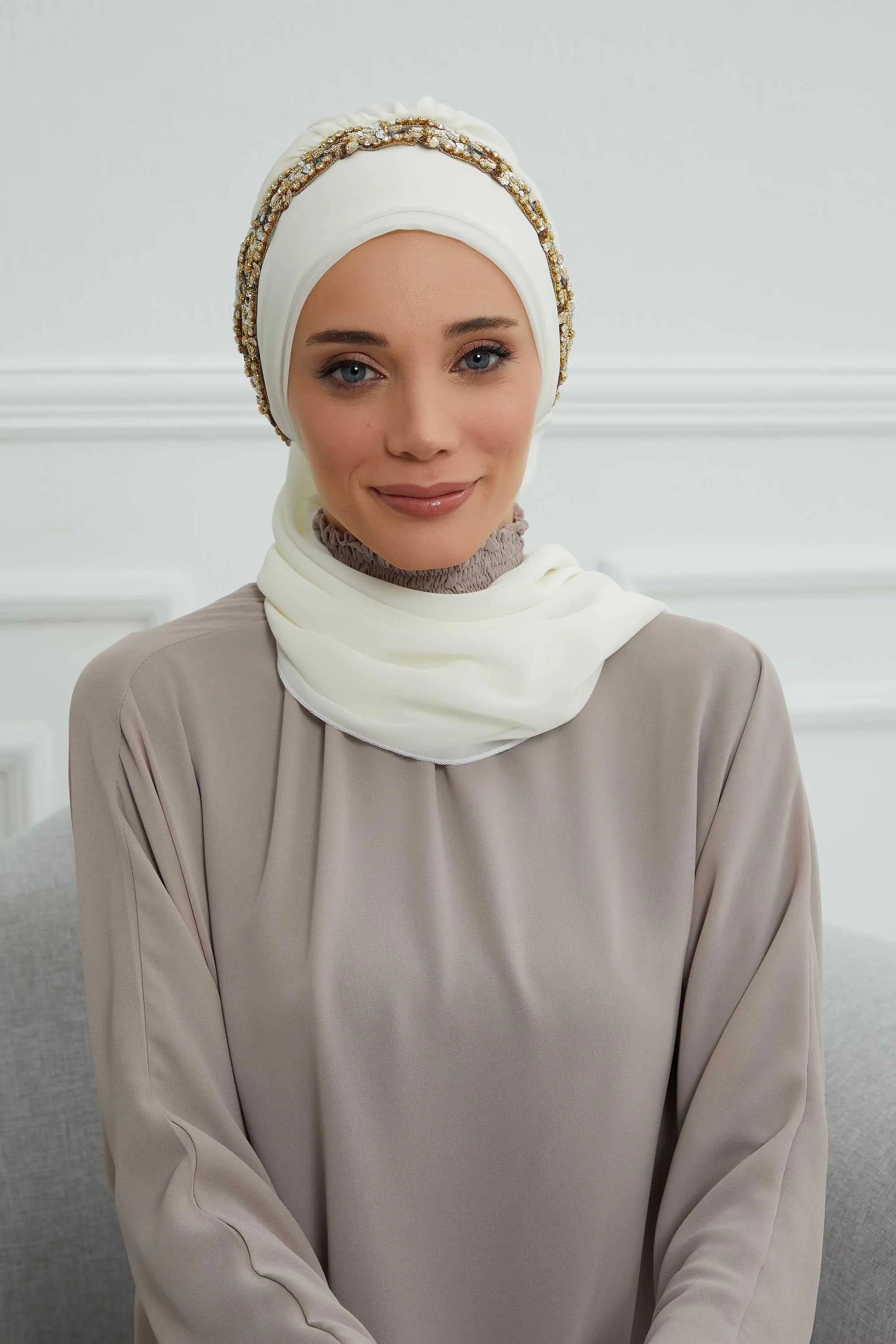 Glamorous Chiffon Instant Turban with Gold & Silver Embellishments, Wedding Instant Turban with Sparkling Headband for Special Events,HT-101