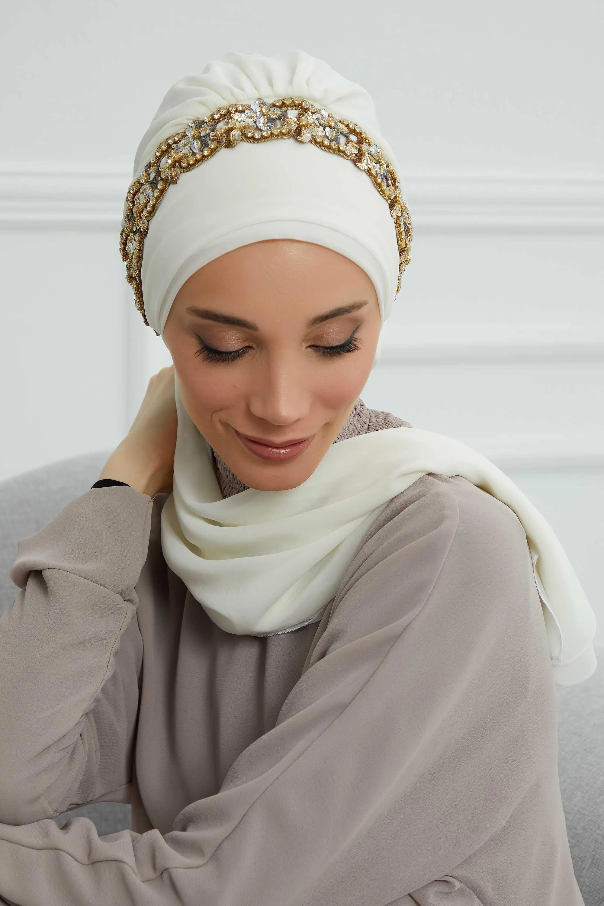 Glamorous Chiffon Instant Turban with Gold & Silver Embellishments, Wedding Instant Turban with Sparkling Headband for Special Events,HT-101