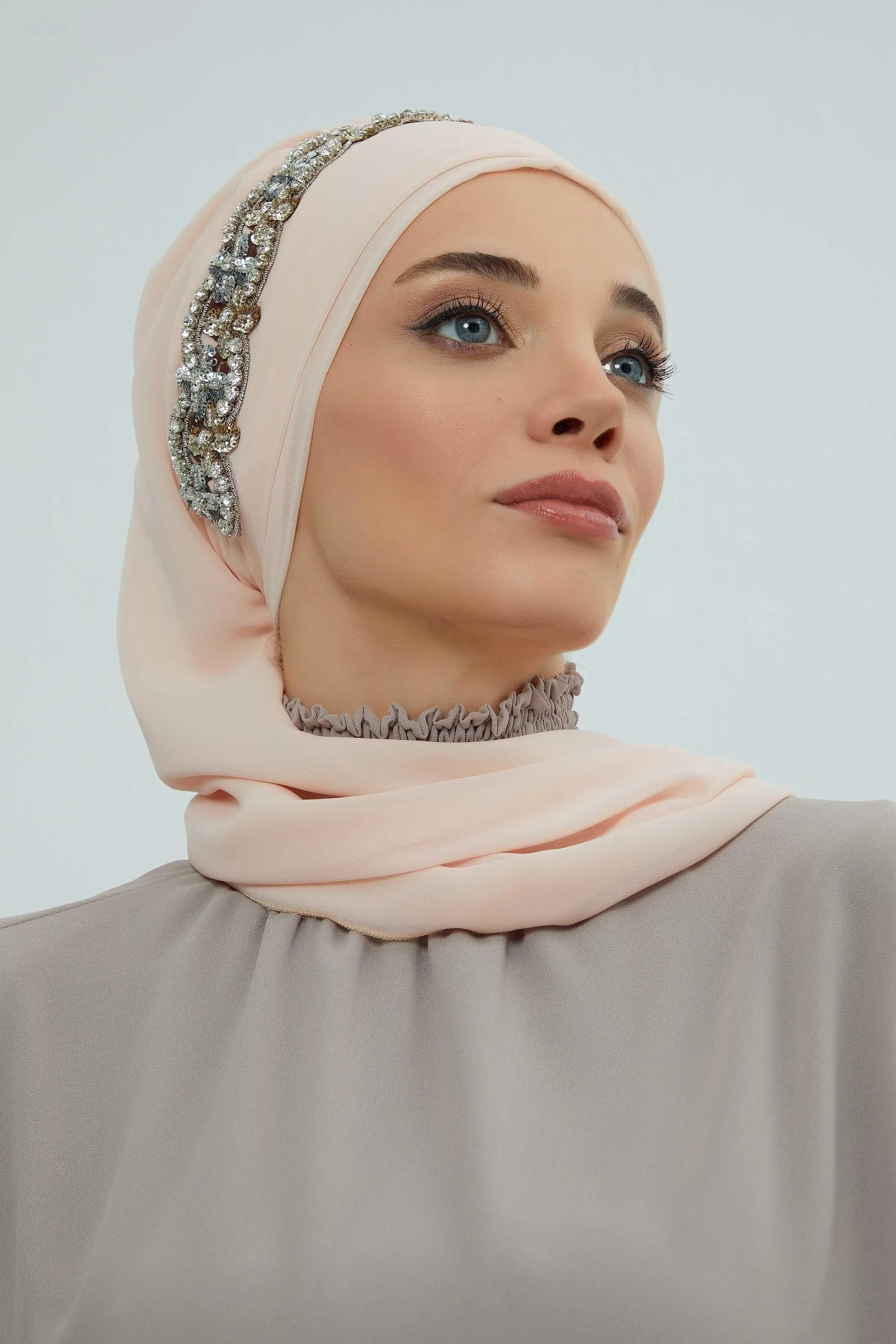 Glamorous Chiffon Instant Turban with Gold & Silver Embellishments, Wedding Instant Turban with Sparkling Headband for Special Events,HT-101