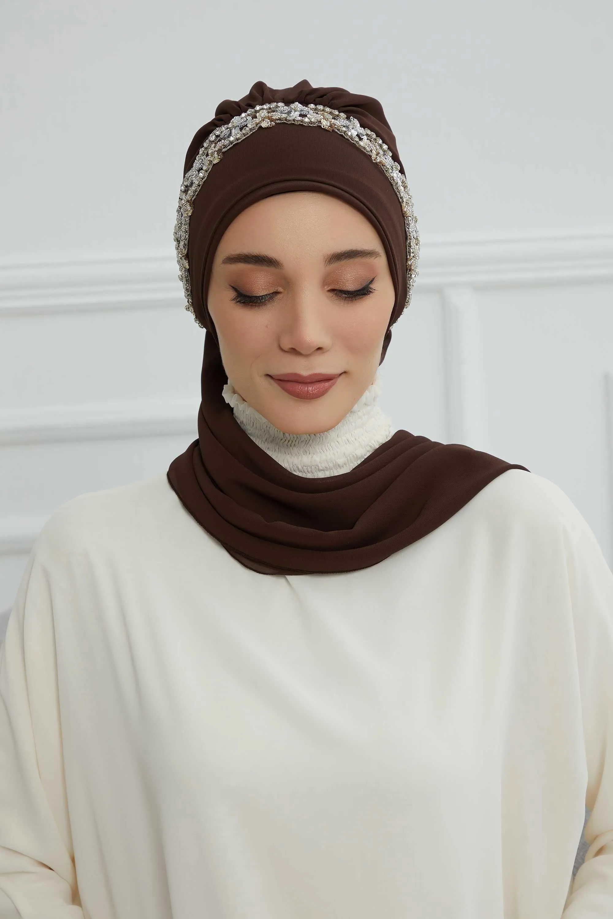 Glamorous Chiffon Instant Turban with Gold & Silver Embellishments, Wedding Instant Turban with Sparkling Headband for Special Events,HT-101