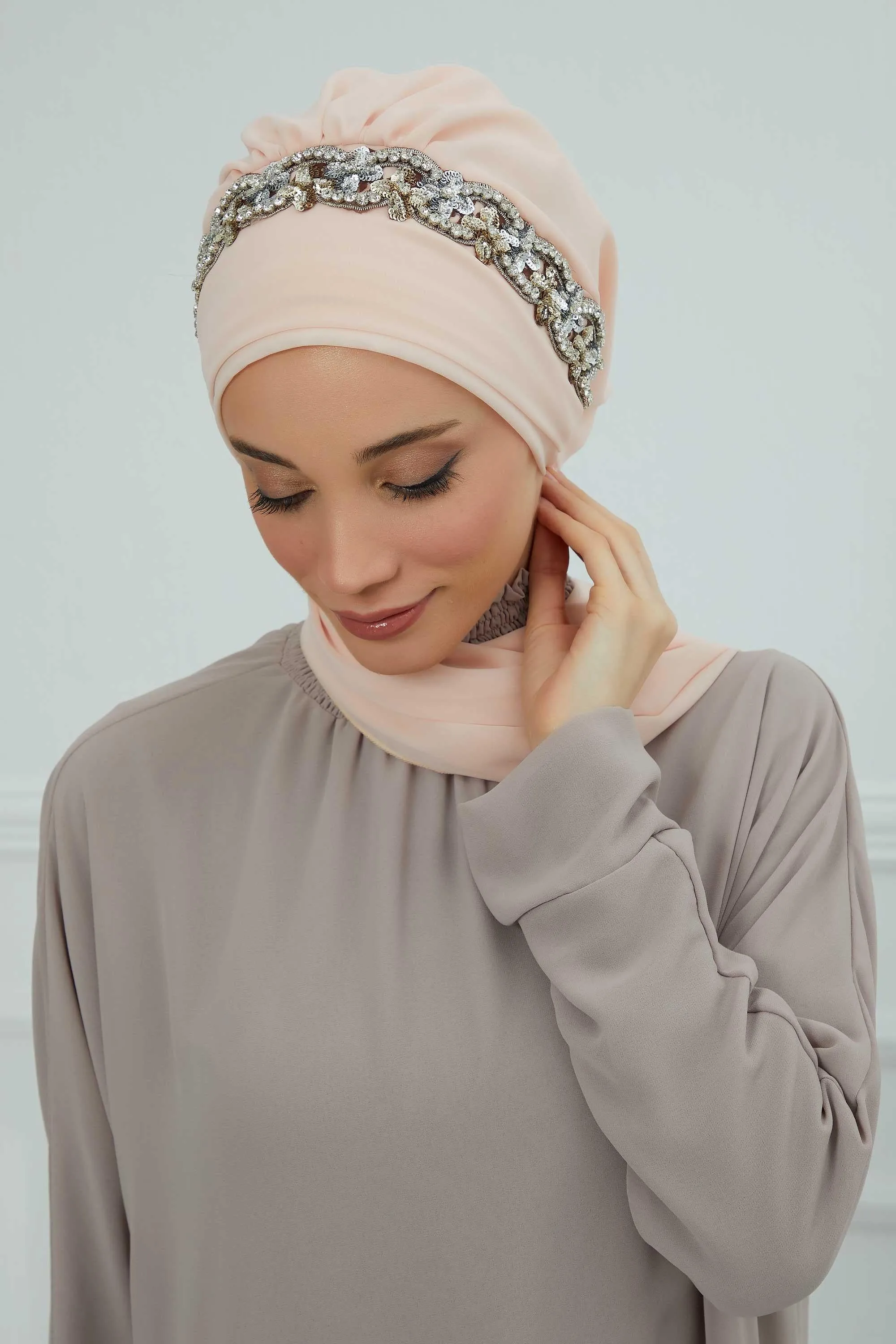 Glamorous Chiffon Instant Turban with Gold & Silver Embellishments, Wedding Instant Turban with Sparkling Headband for Special Events,HT-101