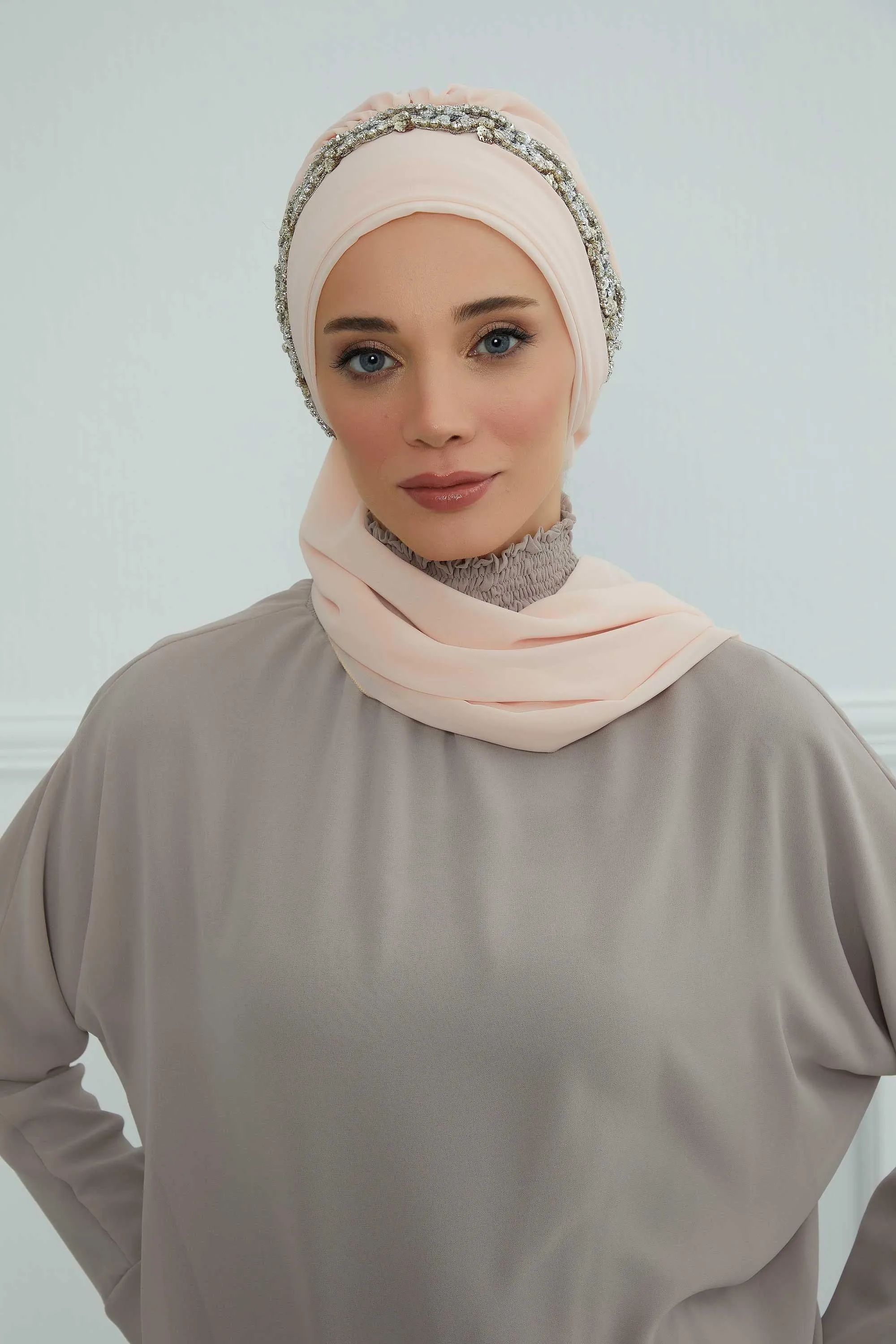 Glamorous Chiffon Instant Turban with Gold & Silver Embellishments, Wedding Instant Turban with Sparkling Headband for Special Events,HT-101
