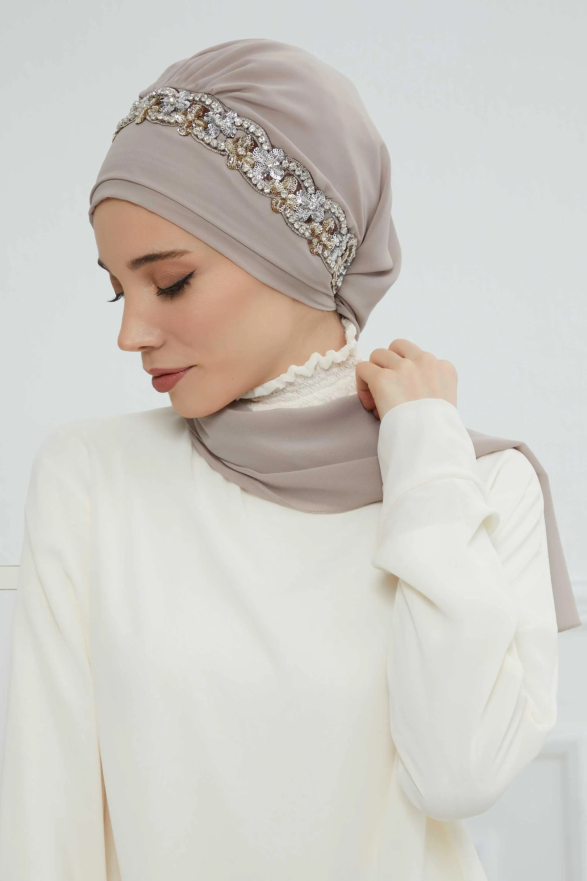 Glamorous Chiffon Instant Turban with Gold & Silver Embellishments, Wedding Instant Turban with Sparkling Headband for Special Events,HT-101