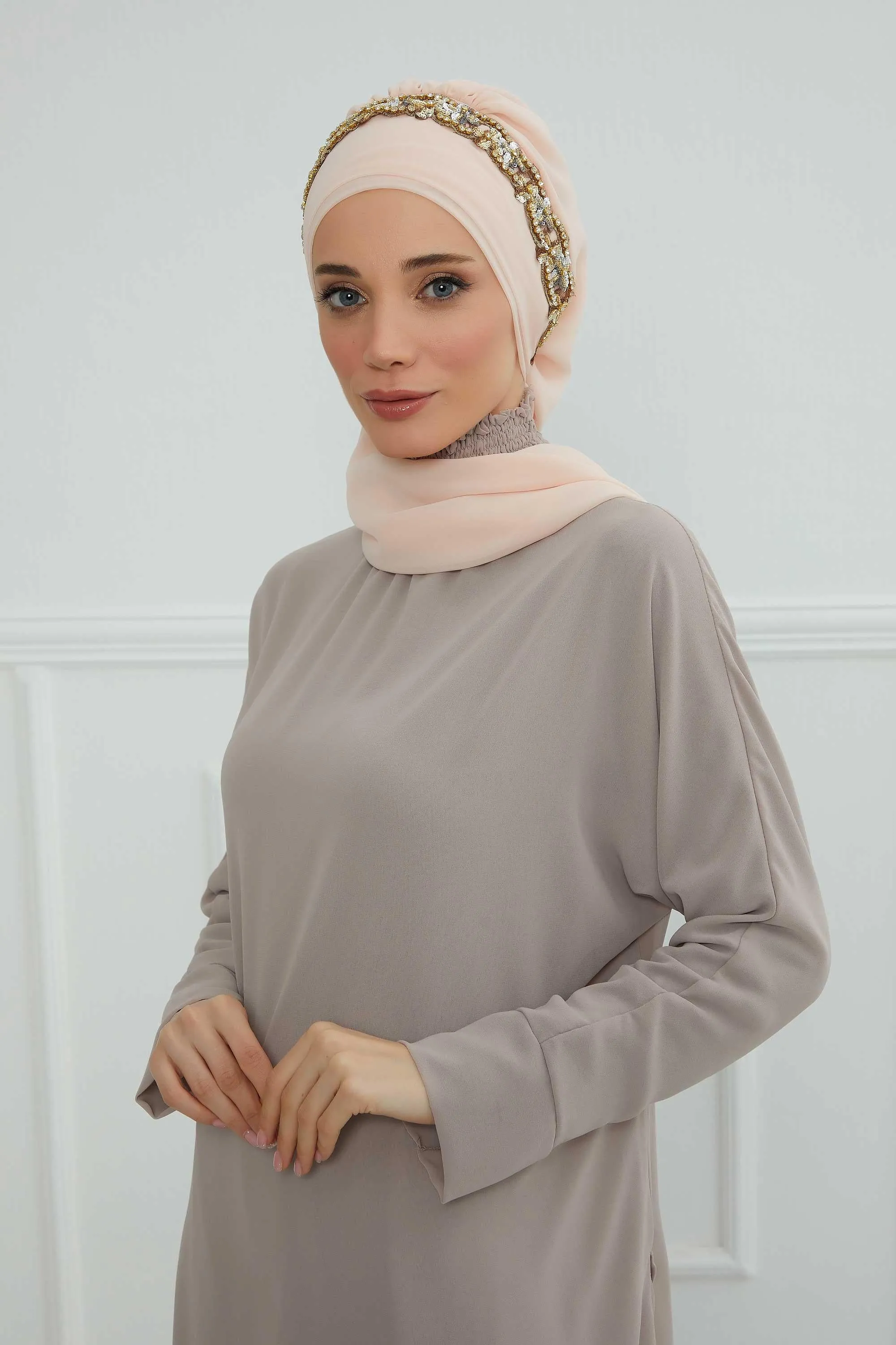 Glamorous Chiffon Instant Turban with Gold & Silver Embellishments, Wedding Instant Turban with Sparkling Headband for Special Events,HT-101