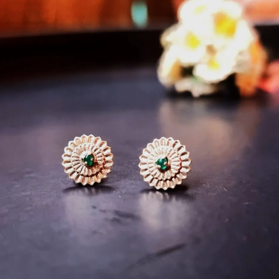 Gul studs