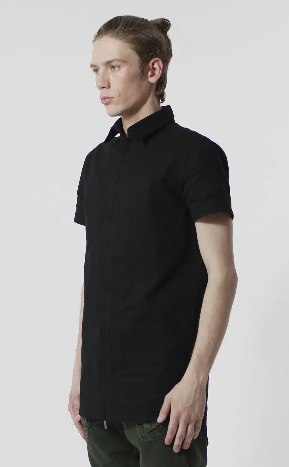 Unknown Alacrity S/S Black Two Way Zipper Down Shirt